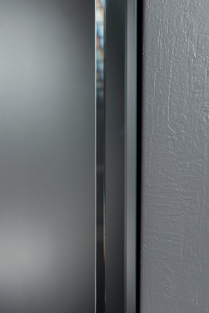 VEIDRODIS SU VEIDRODINIU RĖMU