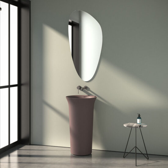 Irregularly shaped mirror 60x120