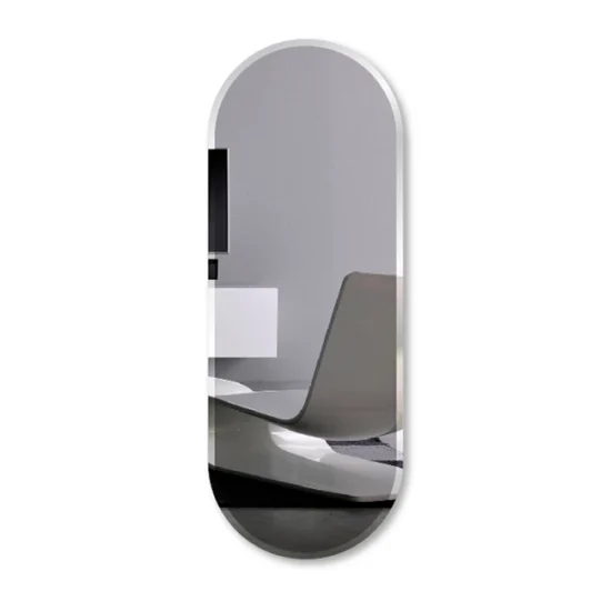 Ovalus veidrodis su facetu