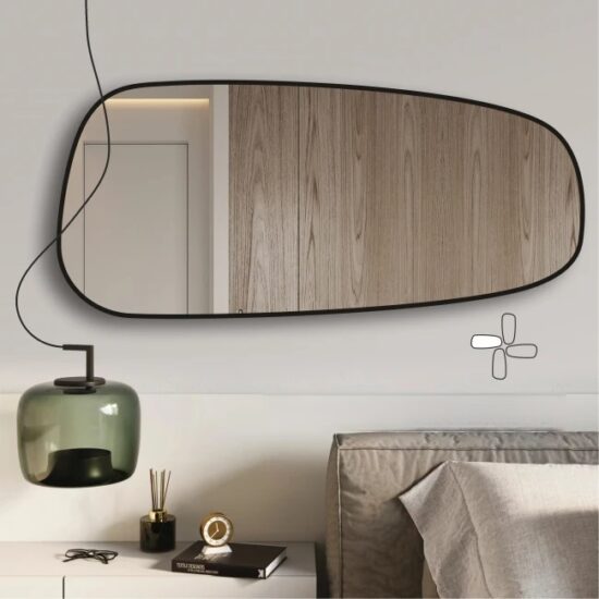 Netaisyklingos formos veidrodis su juodu rėmeliu 65x150 cm