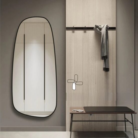 Netaisyklingos formos veidrodis su juodu rėmeliu 65x150 cm