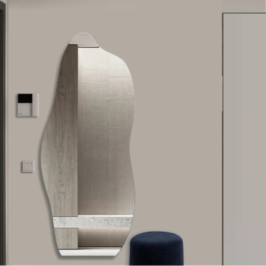 Netaisyklingos formos veidrodis 66x160 cm